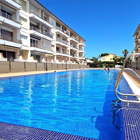 Omega V Apartment *